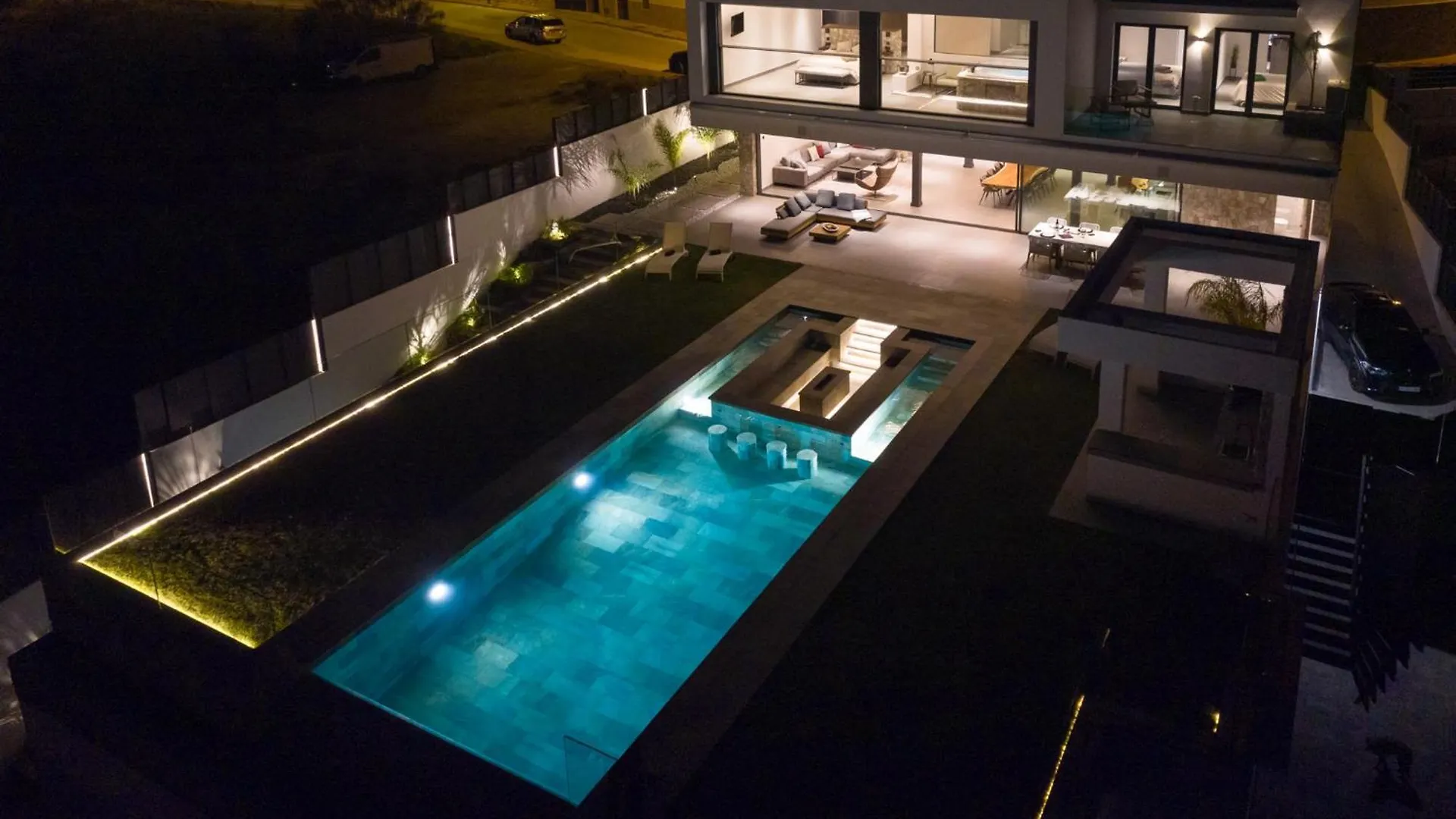 Benalmadena Stupa Luxury Villa