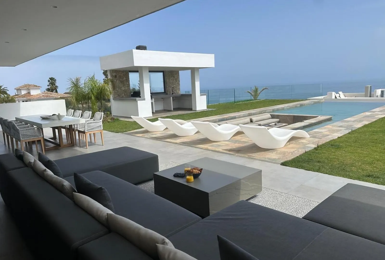 Benalmadena Stupa Luxury Villa