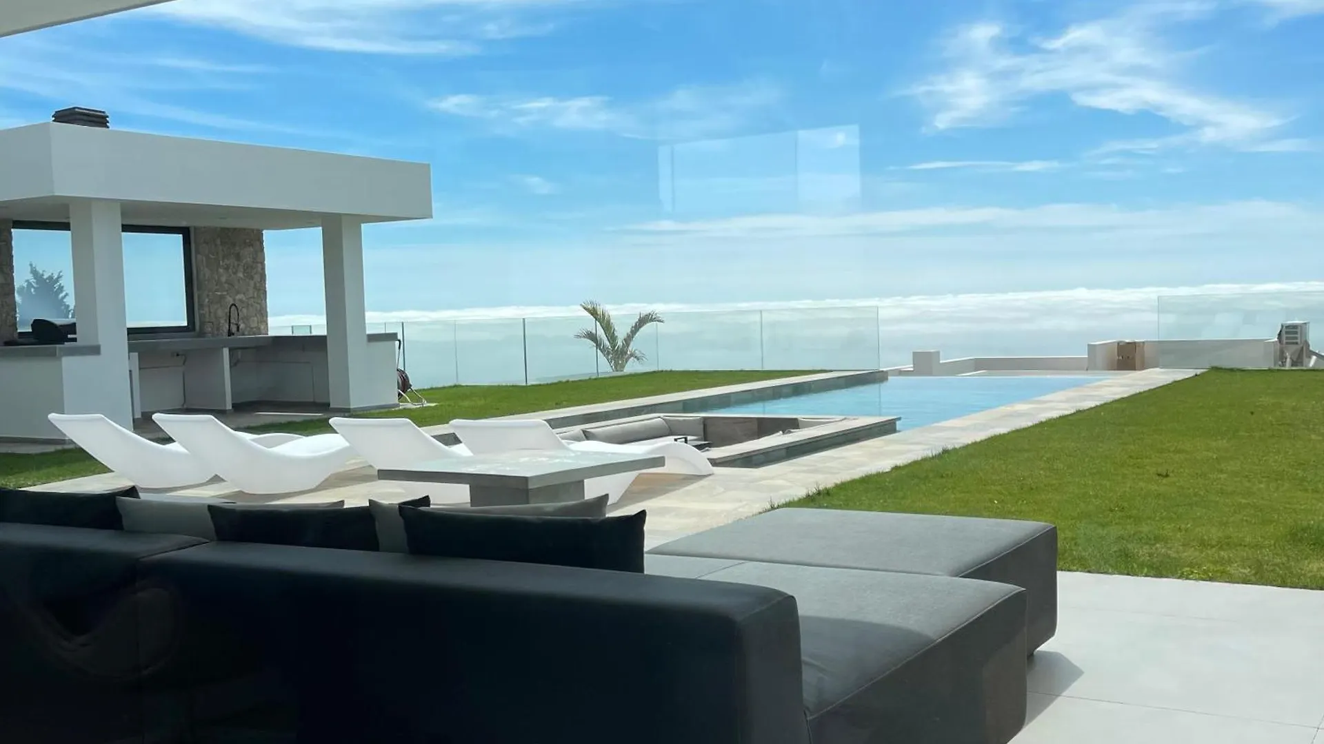 Benalmadena Stupa Luxury Villa contacts